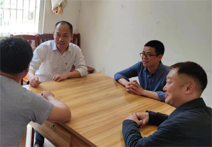 產(chǎn)業(yè)強(qiáng)基，民生為重，結(jié)對幫扶，攜手共富